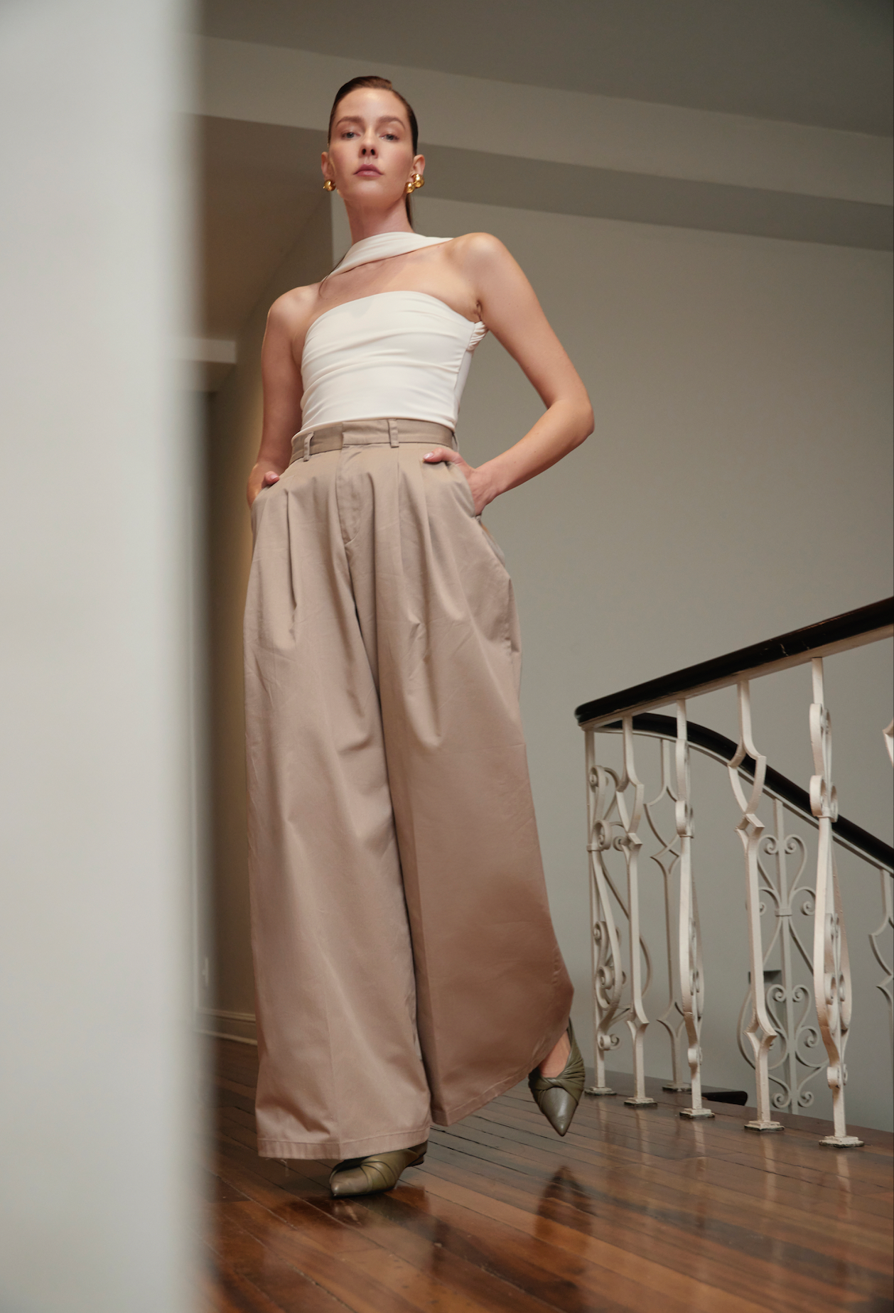 PAULA OLIVE FLATS X HELENA FADUL