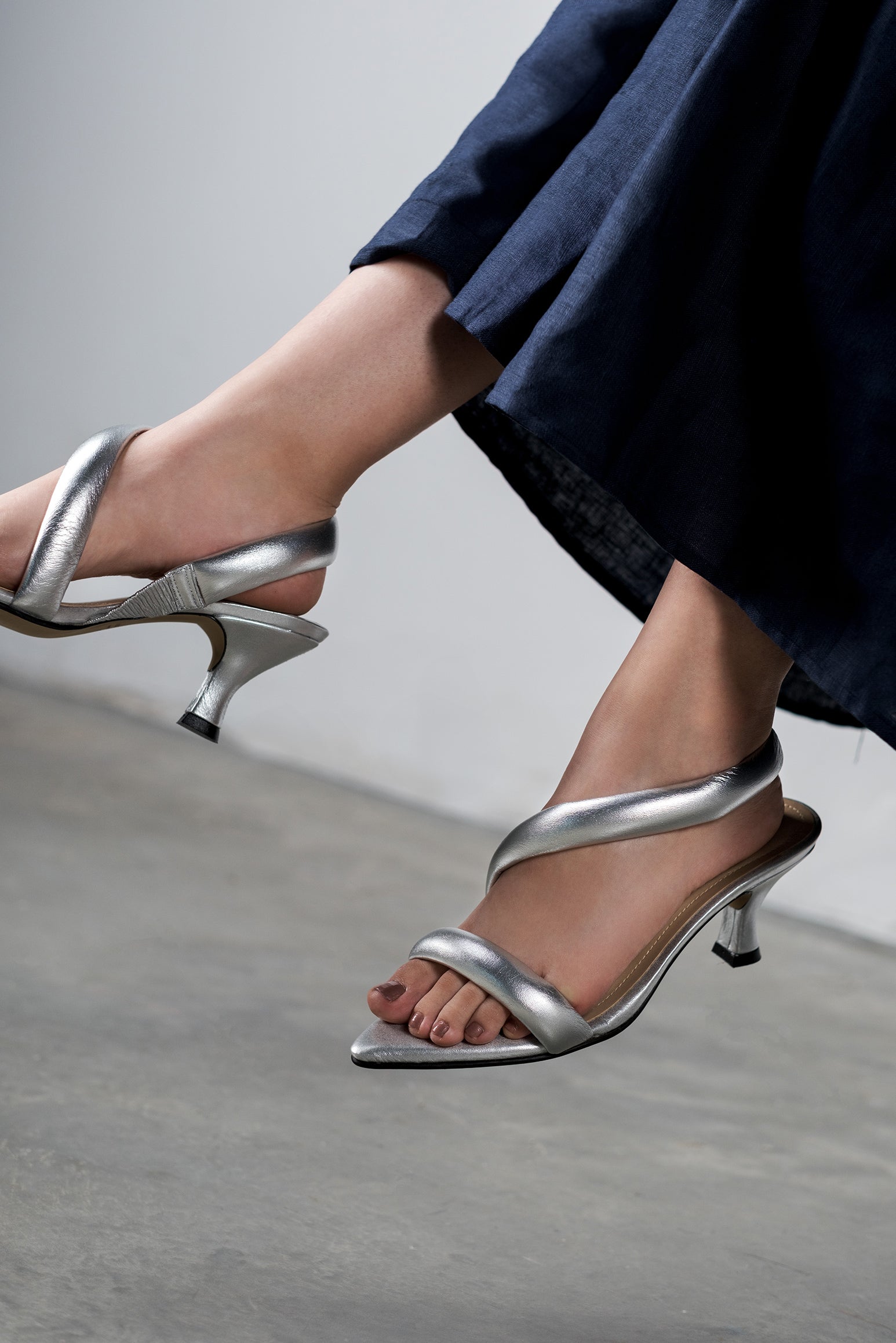 OPHELIA SILVER SANDALS