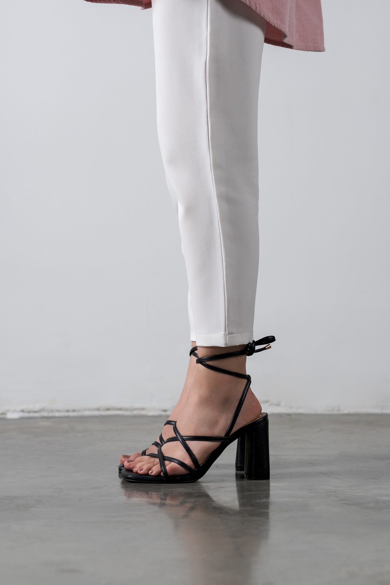 GIANNA BLACK SANDALS